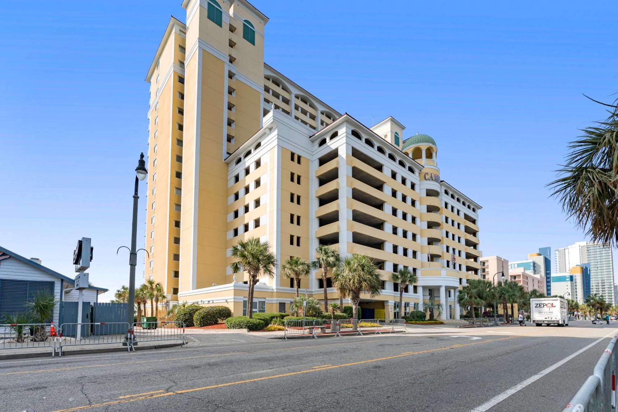 Camelot By The Sea - Oceana Resorts Vacation Rentals Миртъл Бийч Екстериор снимка