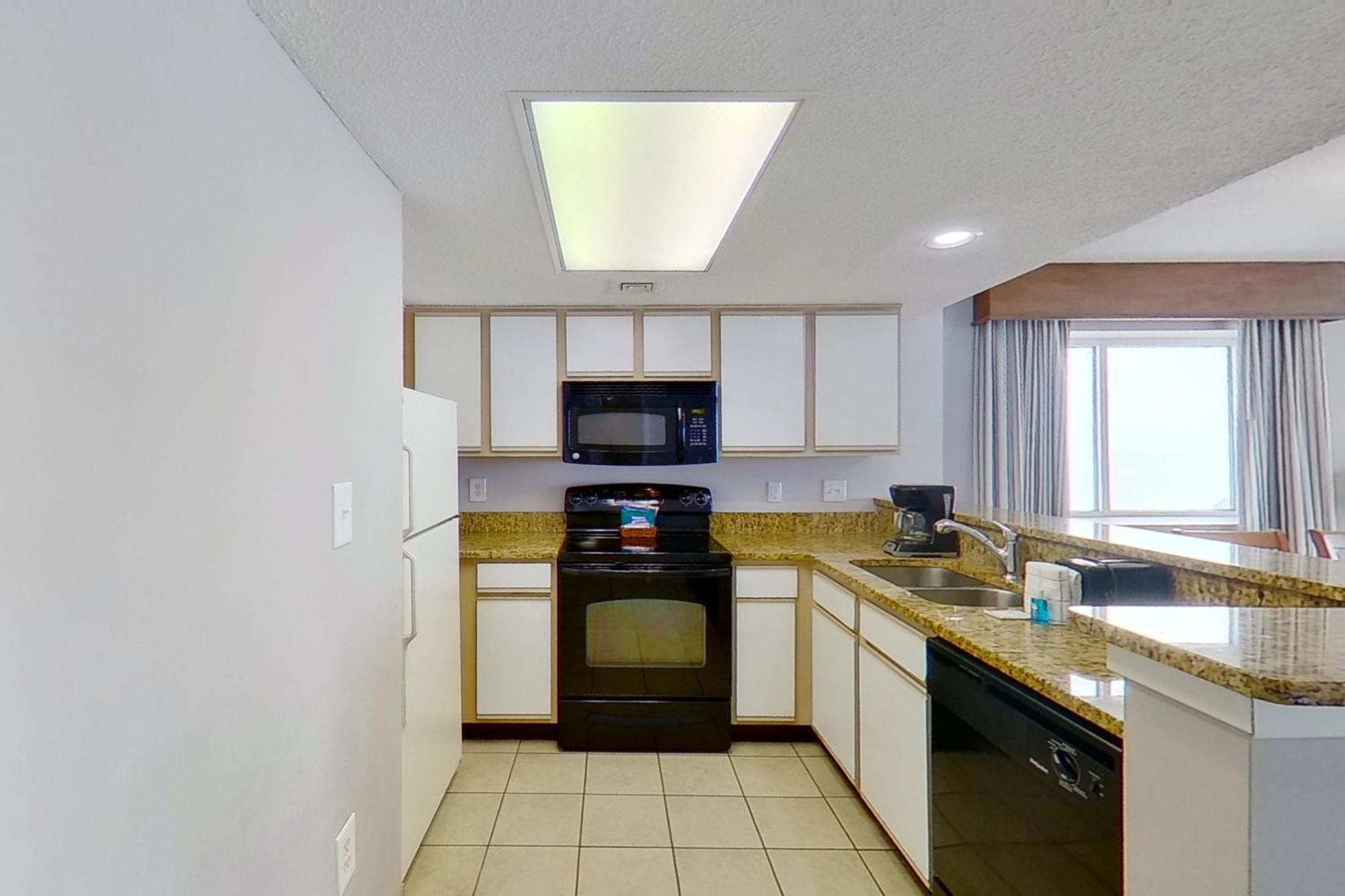 Camelot By The Sea - Oceana Resorts Vacation Rentals Миртъл Бийч Стая снимка