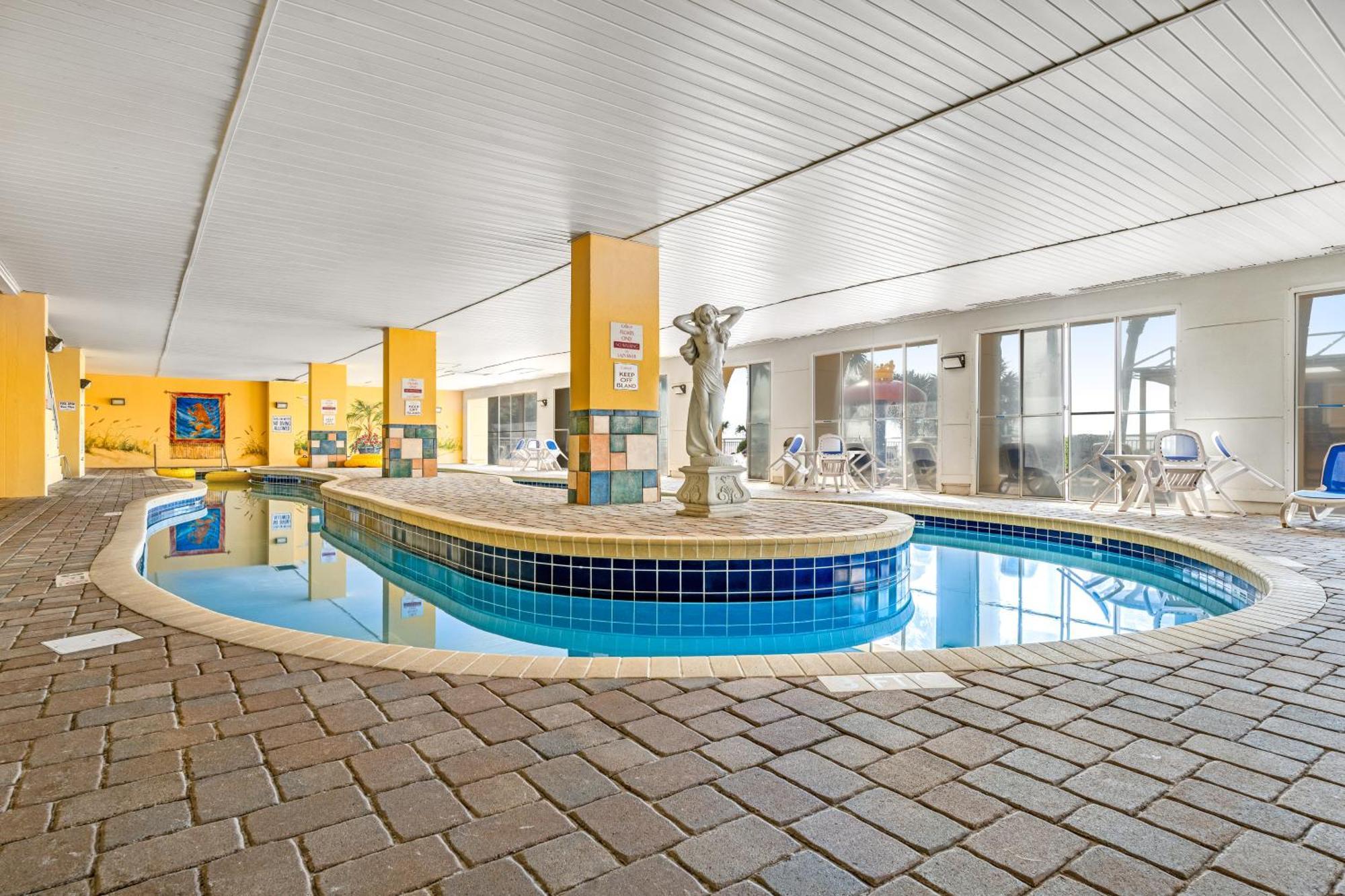 Camelot By The Sea - Oceana Resorts Vacation Rentals Миртъл Бийч Екстериор снимка
